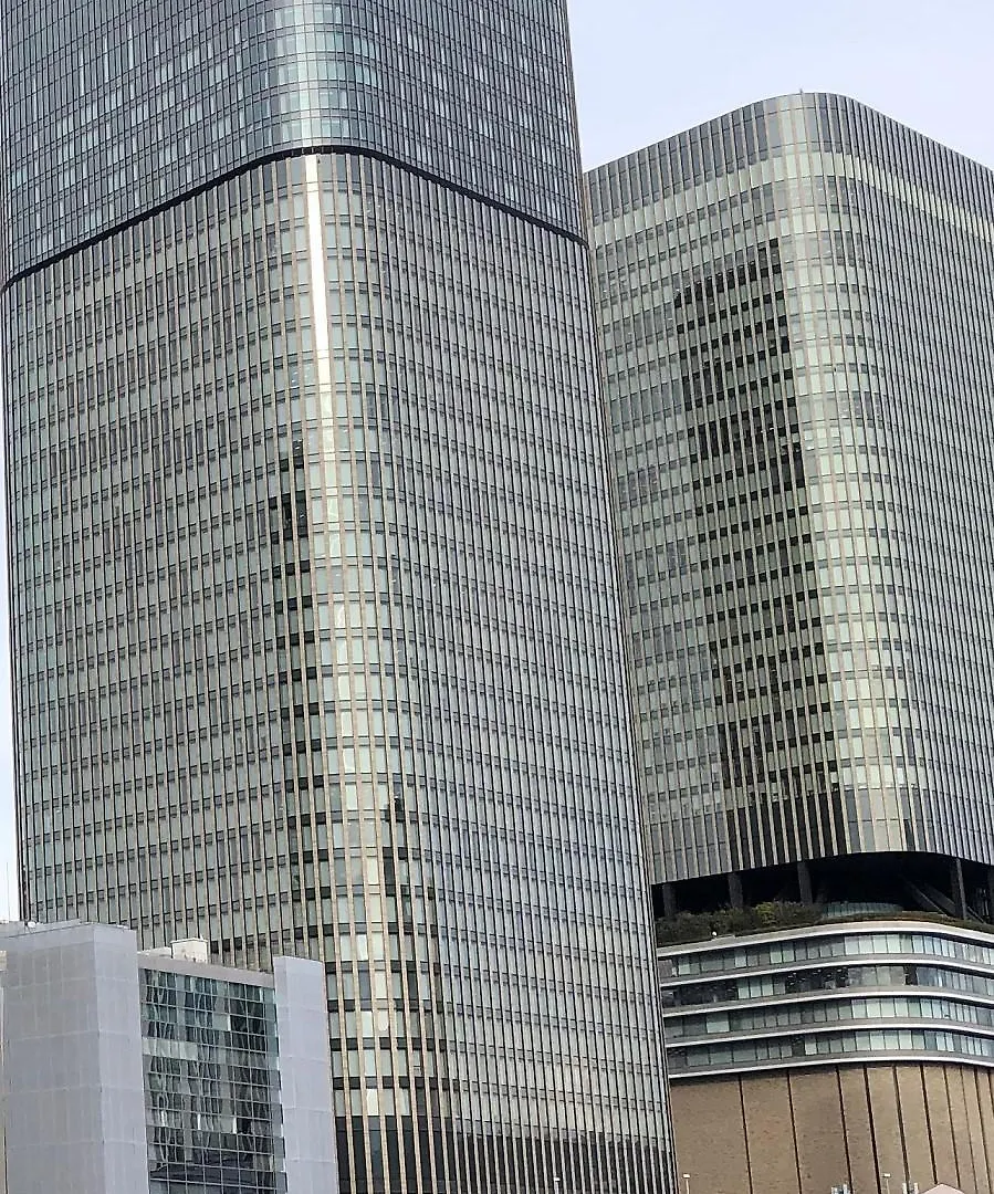 Smile Hotel Osaka Nakanoshima 3*,